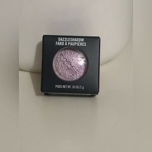 MAC Cosmetics Dazzleshadow in Shine De-Lite